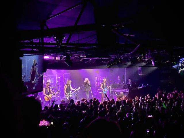 Def Leppard at  The Leadmill (Sheffield) 🤘🏻🤘🏻🎸 thank you Ian Lawlor.